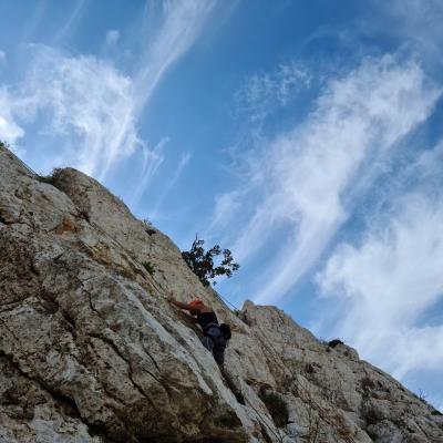 Climbing Ymittos6