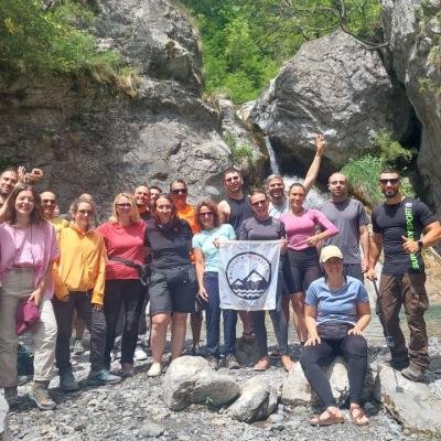 Pezoporia Olympos Koryfes Skolio