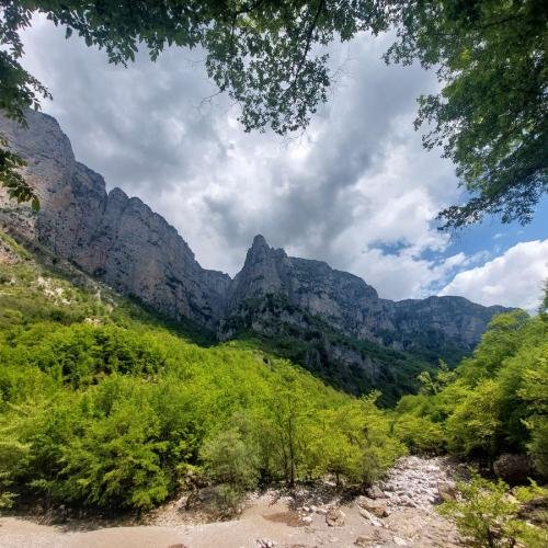 Faraggi Vikou Zagoroxoria 2025 Album 24
