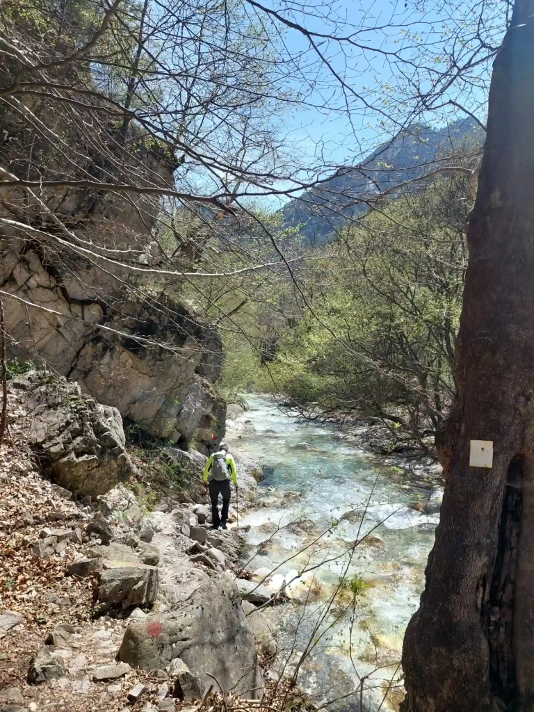 backpackongreece-image-ramno-bor-rema-013