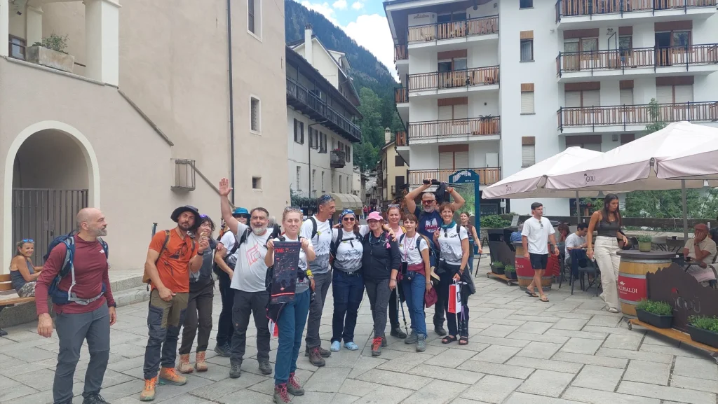 backpackongreece-image-tour-du-mont-blanc-vol3-courmayeur-square-5