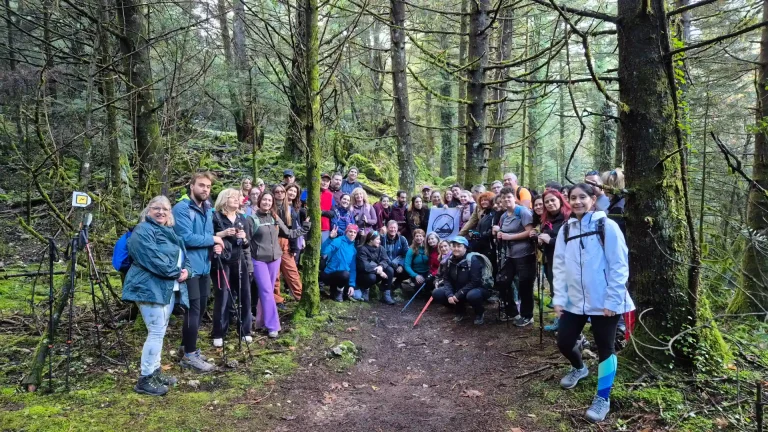 Ελάτη Βυτίνα ομαδική φωτογραφία μέσα στο δάσος του Μαινάλου