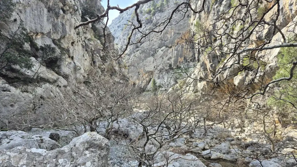 backpackongreece-image-faraggi-agalis-2026-11