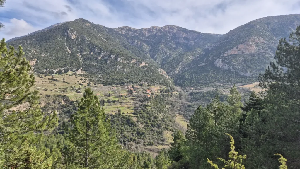 backpackongreece-image-peristera-limni-tsivlou-2026-02