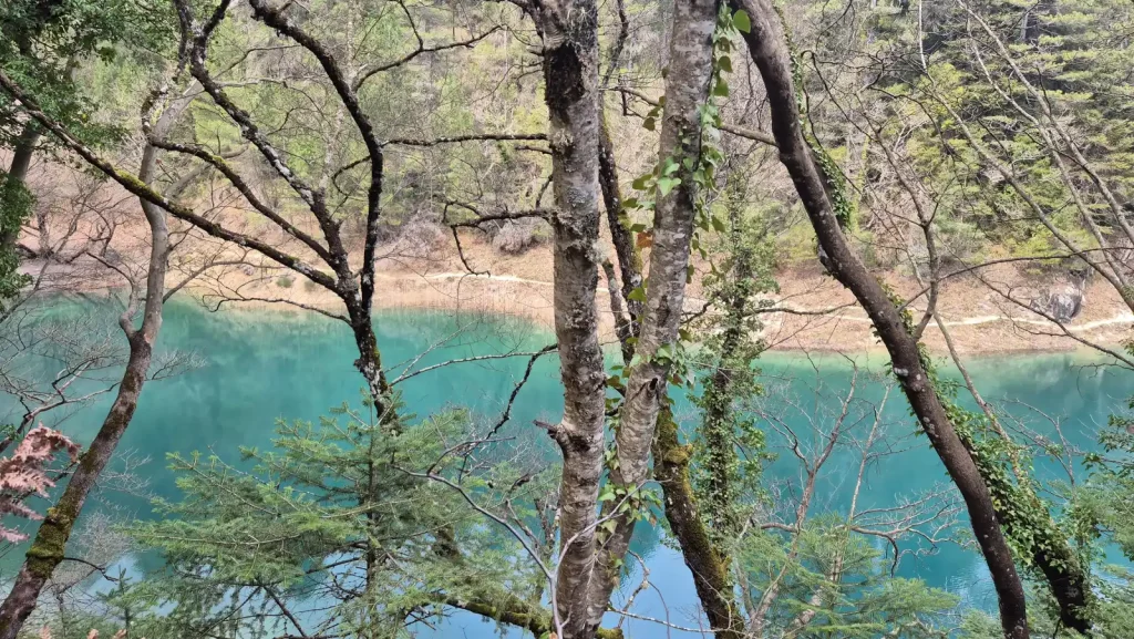 backpackongreece-image-peristera-limni-tsivlou-2026-07