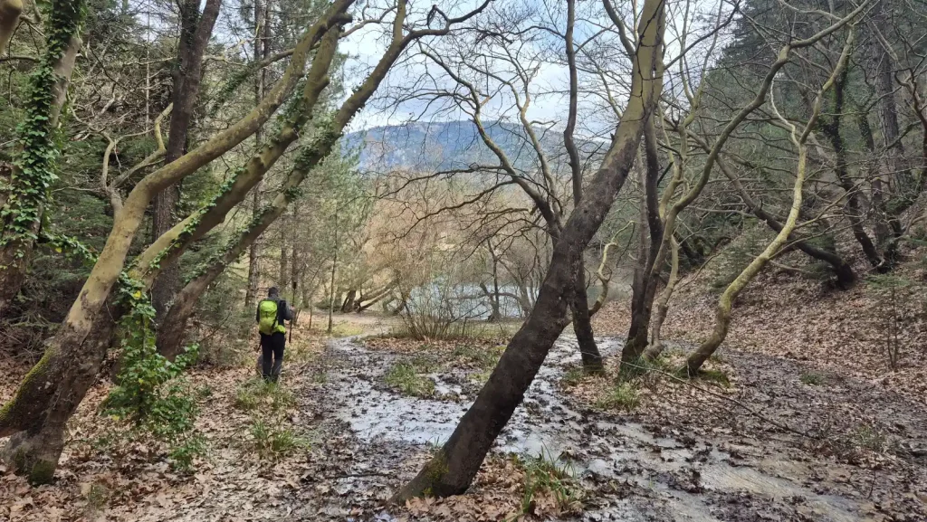 backpackongreece-image-peristera-limni-tsivlou-2026-08