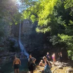 Καταρράκτης Κόκκινος Βράχος στον Όλυμπο