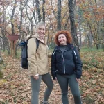 Χαμόγελα και θετική ενέργεια από την παρέα μας στα πρώτα λεπτά της διαδρομής. Δρυοδάσος Μογγοστού