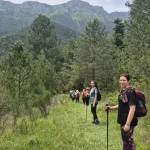 Από τα σημεία της διαδρομής που όλοι κοντοστεκόντουσαν για τη θέα προς τις κορυφές του Καλλίδρομου. πεζοπορική διαδρομή με θέα τις κορυφές του Καλλίδρομου
