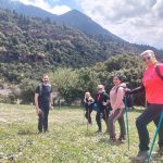 Σπήλαιο Λιμνών Πλανητέρο – Χαμογελαστοί πεζοπόροι στη διαδρομή
